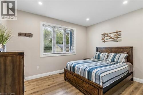 527 Pine Point Lane, Madoc, ON 