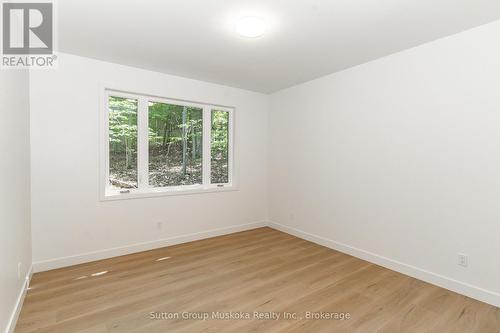 Primary Bedroom - 33 Shaw Crescent, Huntsville (Chaffey), ON 