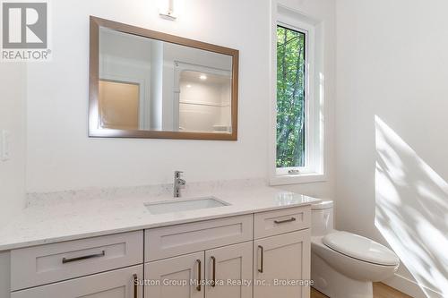 Primary Ensuite bathroom - 33 Shaw Crescent, Huntsville (Chaffey), ON 