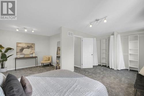 57 Ashpark Crescent, Ottawa, ON 