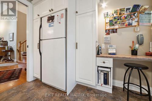 1866 Lenester Avenue, Ottawa, ON 