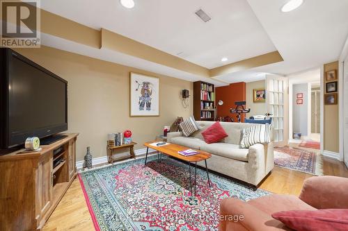 1866 Lenester Avenue, Ottawa, ON 