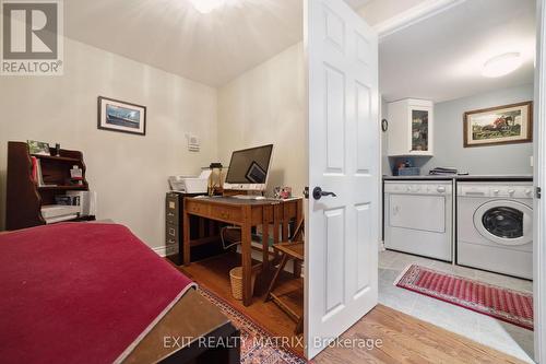 1866 Lenester Avenue, Ottawa, ON 