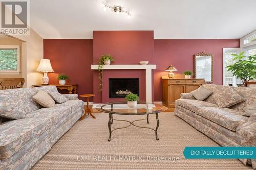 1866 Lenester Avenue, Ottawa, ON 