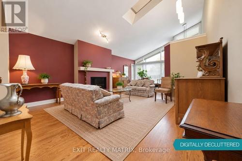 1866 Lenester Avenue, Ottawa, ON 