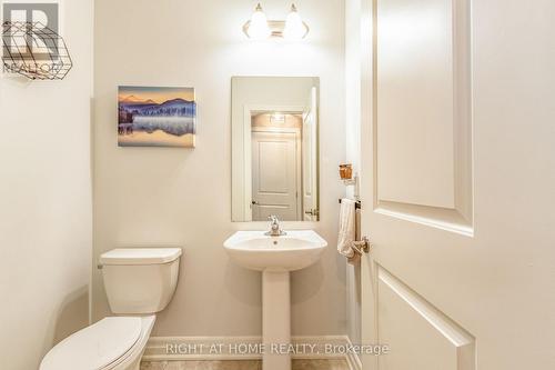 68 Wood Crescent, Essa, ON 