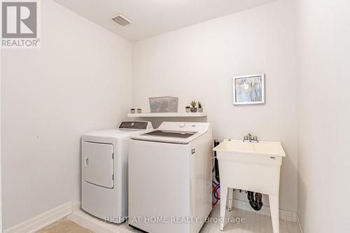 68 Wood Crescent, Essa, ON 