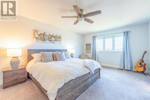 68 Wood Crescent, Essa, ON 