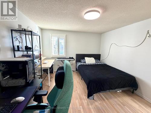 Bed 2 - 227 Hickling Trail, Barrie, ON 