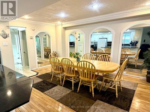 Dinning - 227 Hickling Trail, Barrie, ON 
