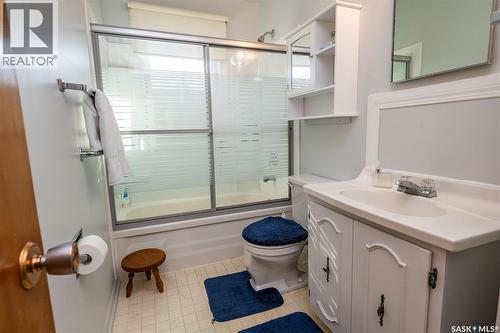 404 6Th Street E, Wynyard, SK 