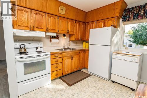 404 6Th Street E, Wynyard, SK 