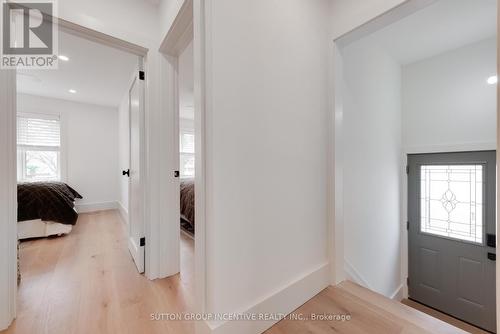 16 Robindale Avenue, Toronto, ON 
