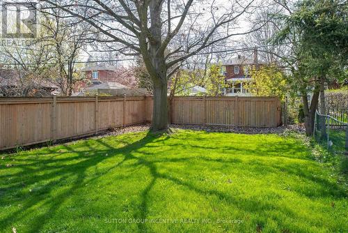 16 Robindale Avenue, Toronto, ON 