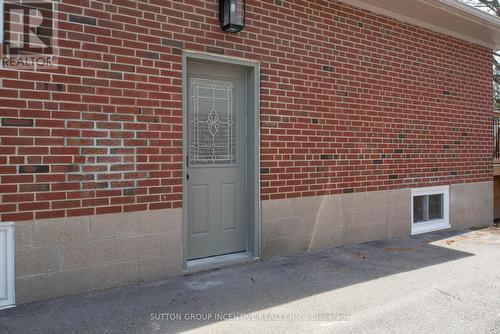 16 Robindale Avenue, Toronto, ON 