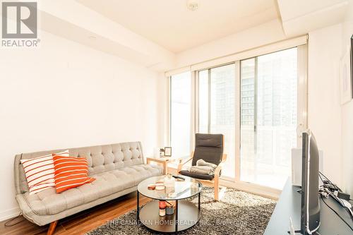 1412 - 4065 Confederation Parkway, Mississauga, ON 
