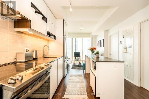 1412 - 4065 Confederation Parkway, Mississauga, ON 