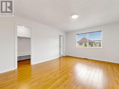 5817 Whitehorn Avenue, Mississauga, ON 