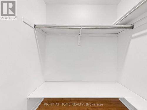 5817 Whitehorn Avenue, Mississauga, ON 