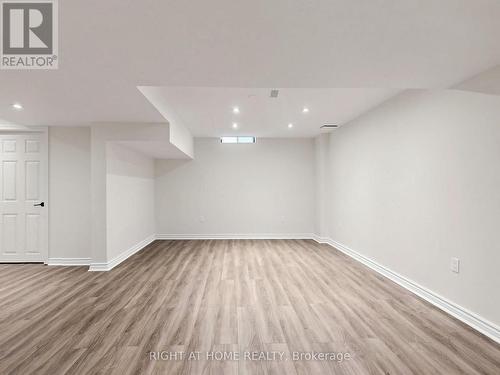 5817 Whitehorn Avenue, Mississauga, ON 