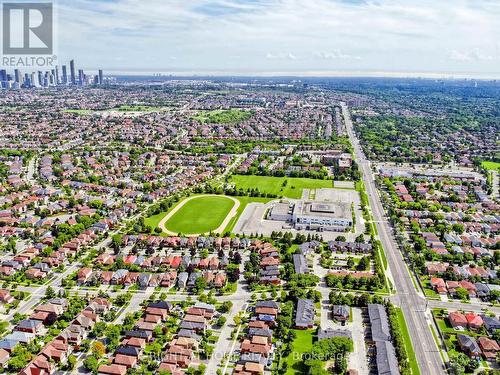 5817 Whitehorn Avenue, Mississauga, ON 