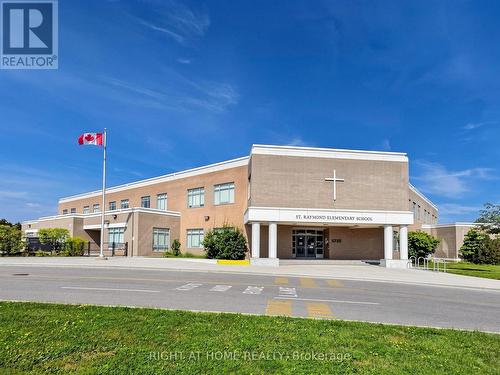 5817 Whitehorn Avenue, Mississauga, ON 