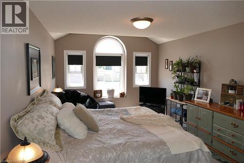 Photos are from the past before the current tenant moved in. - 466 Sienna Crescent, Kitchener, ON 