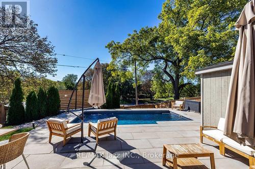 142 Adelaide Avenue W, Oshawa (O'Neill), ON 