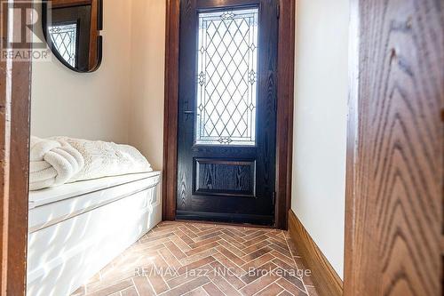 142 Adelaide Avenue W, Oshawa (O'Neill), ON 