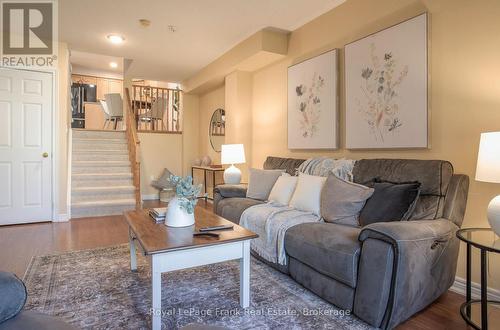 217 Cornish Drive, Clarington (Courtice), ON 