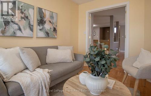 217 Cornish Drive, Clarington (Courtice), ON 