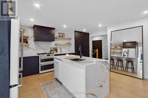 551 Cochise Crescent, Mississauga, ON 