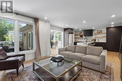 551 Cochise Crescent, Mississauga, ON 