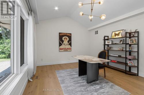 551 Cochise Crescent, Mississauga, ON 