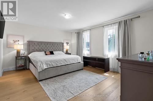 551 Cochise Crescent, Mississauga, ON 