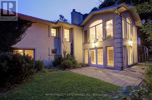 551 Cochise Crescent, Mississauga, ON 