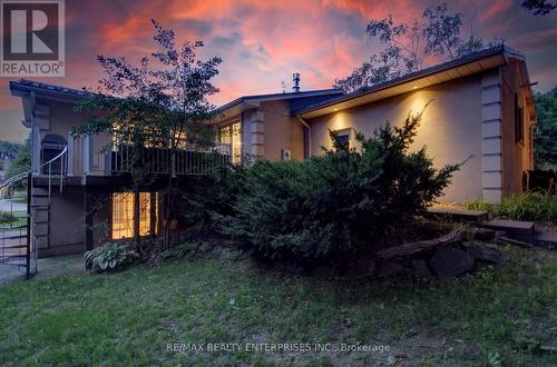 551 Cochise Crescent, Mississauga, ON 