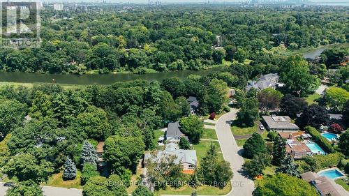 551 Cochise Crescent, Mississauga, ON 