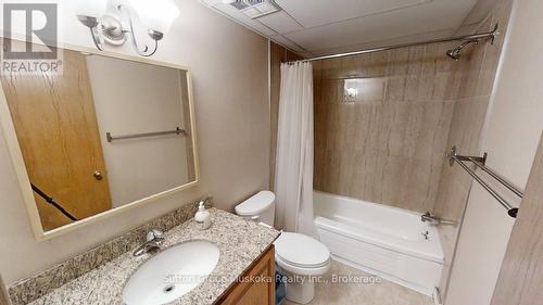 27-202 Golfview - Deerhurst Drive, Huntsville (Chaffey), ON 