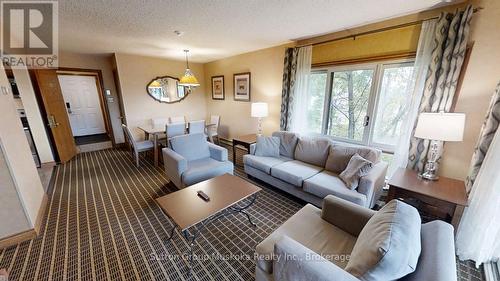 27-202 Golfview - Deerhurst Drive, Huntsville (Chaffey), ON 