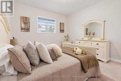 31 Monarch Drive, Halton Hills, ON 