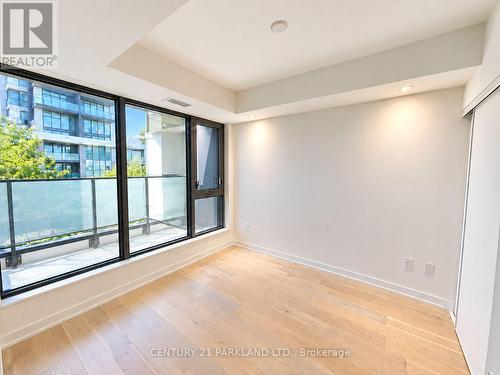 315 - 840 ST CLAIR AVENUE W , Toronto, Ontario M6C 1C1 4