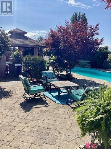 4250 Simcoe Street N, Oshawa, ON 