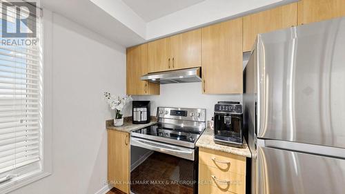 2 - 92 Petra Way, Whitby, ON 