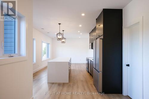 UNIT # 1 - 19 JAMES STREET , Arnprior, Ontario K7S 1C9 5