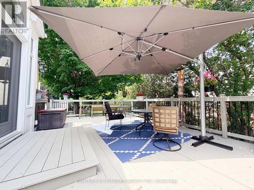 Backyard - 16 - 32 Innesbrook Court, Ottawa, ON 