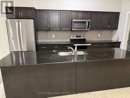 908 Robert Ferrie Drive, Kitchener, ON 