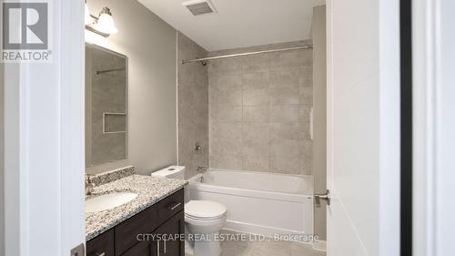 908 Robert Ferrie Drive, Kitchener, ON 