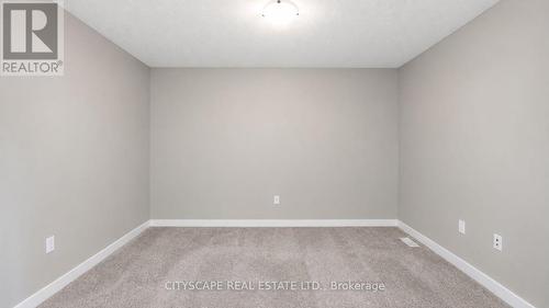 908 Robert Ferrie Drive, Kitchener, ON 