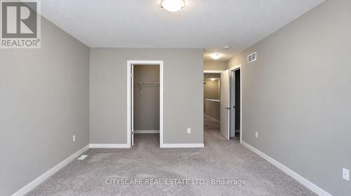 908 Robert Ferrie Drive, Kitchener, ON 